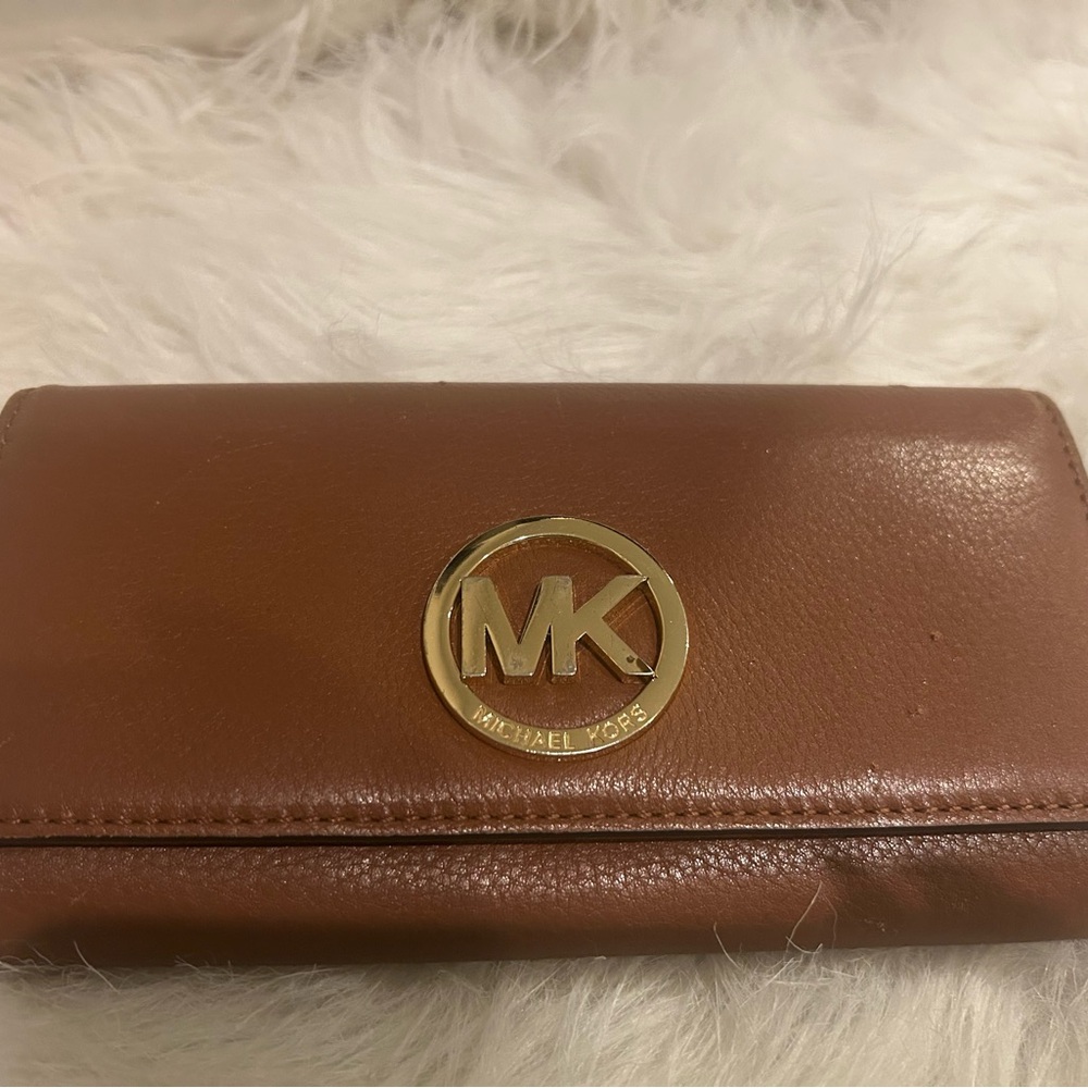 Michael Kors Tan Leather Wallet with Gold Logo